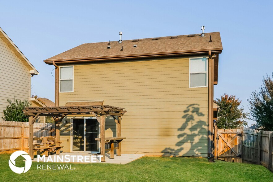 Building Photo - 140 Blackberry Cv