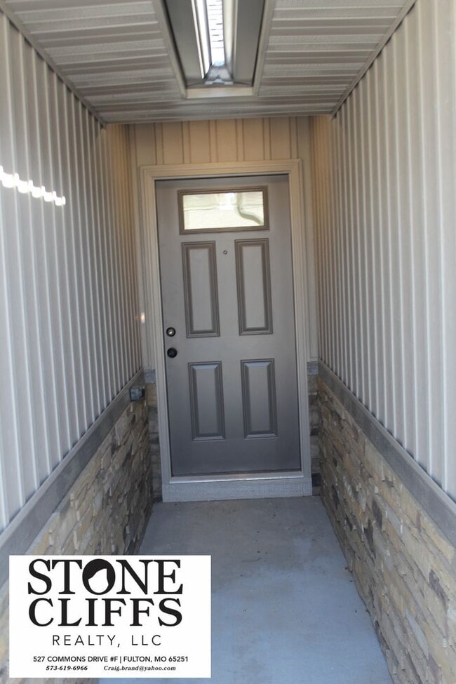 Building Photo - 904 Scott Station Rd