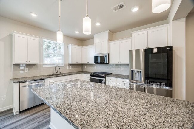 Building Photo - 1351 Southern Sugar Dr