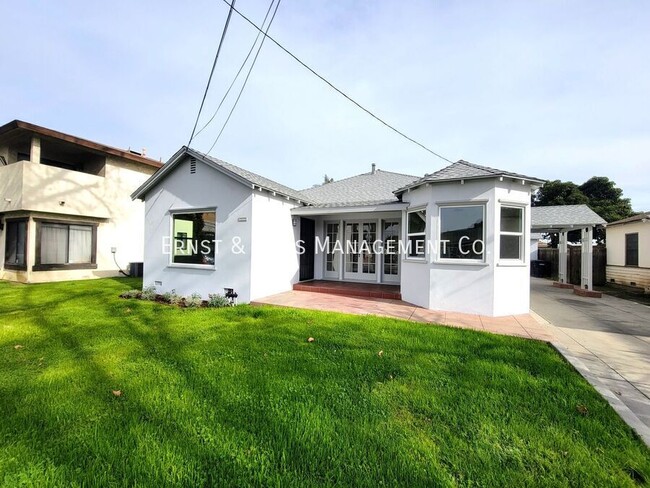 Primary Photo - 17308 Ardmore Ave