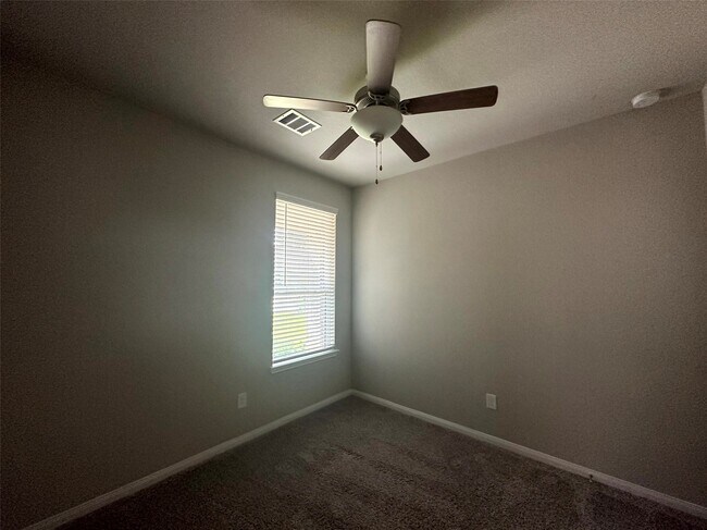 Building Photo - 7072 Silverleaf Oak St