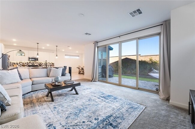 Building Photo - 720 Emerson Creek Ct