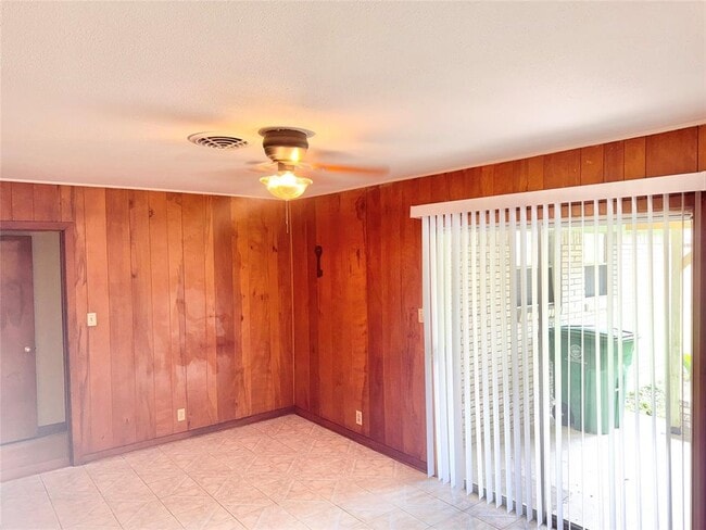 Building Photo - 7730 Cayton St