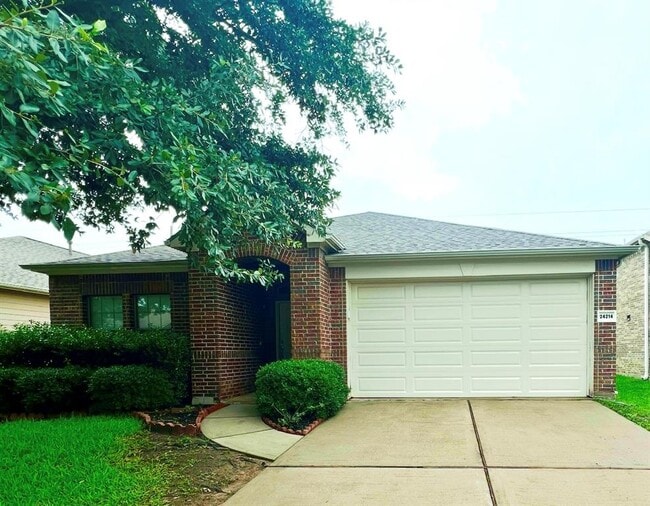 Primary Photo - 24214 Courtland Oaks St