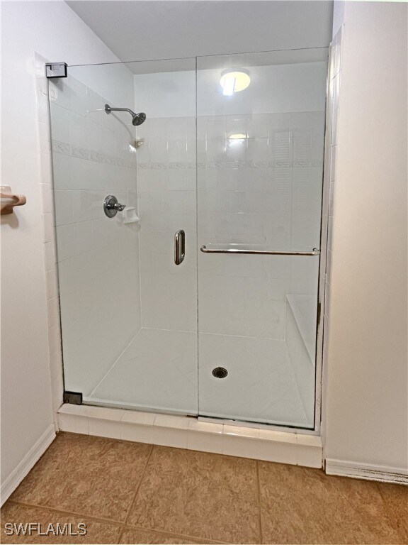 Building Photo - 10740 Regent Cir