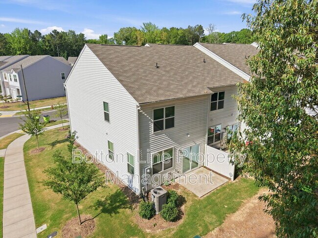 Building Photo - 1117 Dakine Dr