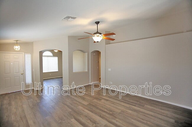 Building Photo - 8023 W Melinda Ln