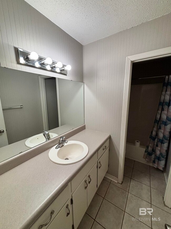 Building Photo - 171 Montclair Loop