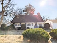 Building Photo - 806 Oliver Ave