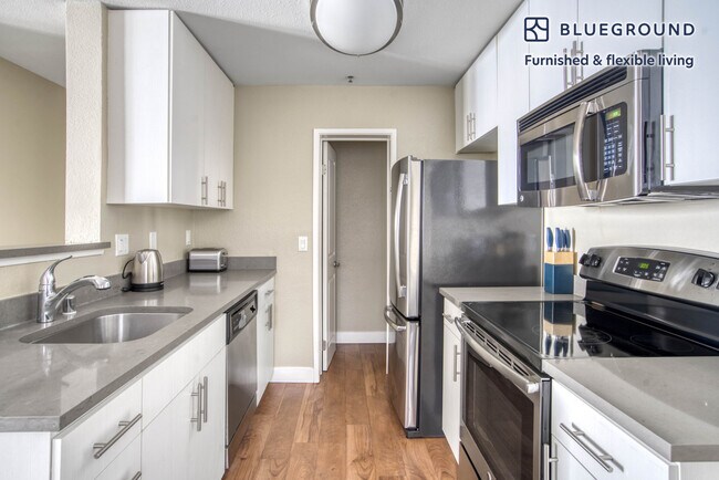 Building Photo - 801 Church St