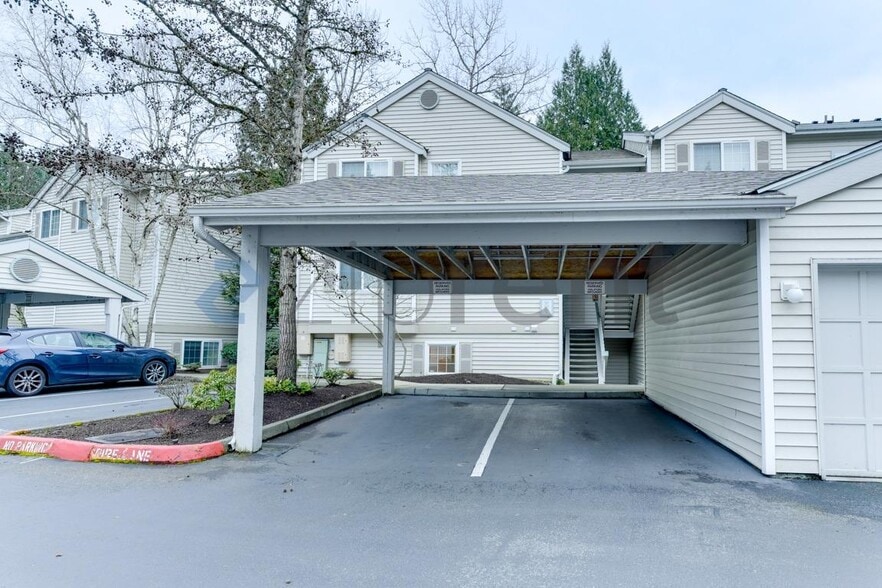 Building Photo - 1674 118th Ave SE