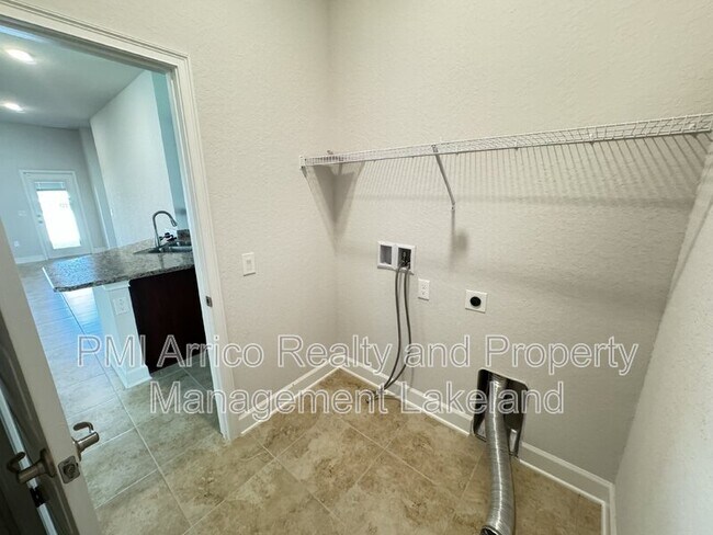 Building Photo - 1500 Grey Eagle Ln
