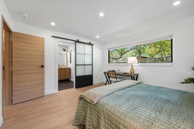 Building Photo - 2607 Pembrook Trail