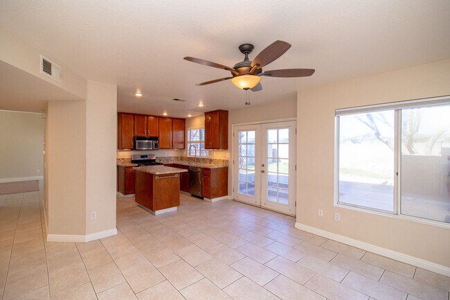 Building Photo - Warm and Inviting 3-Bedroom Home in the Heart of Menifee