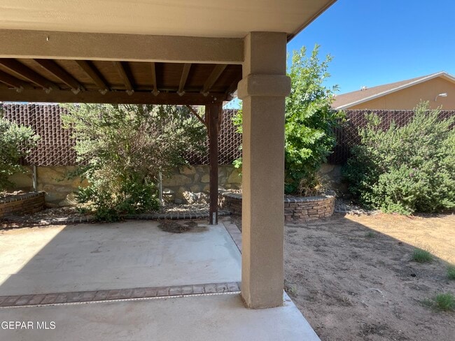 Building Photo - 3233 Muddy Point Ln