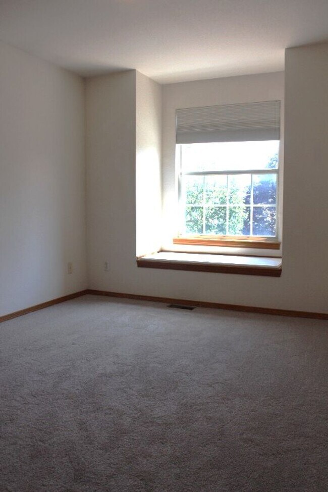 Building Photo - Arvada Home near Standley Lake with 4 BR/4 BA!