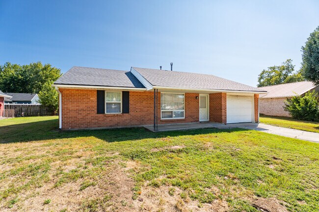 Building Photo - 2248 Boarman Dr