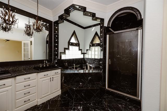 Building Photo - 624 Horseshoe Bend