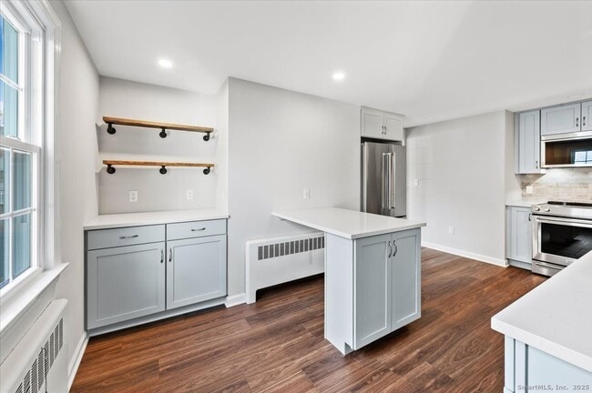 Building Photo - 1110 Mill Hill Terrace