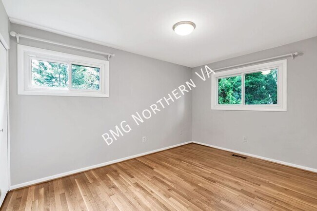 Building Photo - 8316 Carnegie Dr
