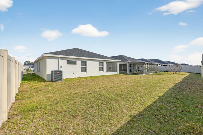 Building Photo - Single-Story 4/2 in Prime Riverview Location