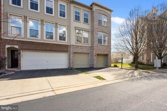 Building Photo - 22886 Livingston Terrace