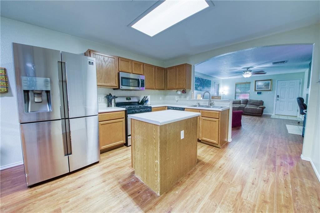 Building Photo - 301 Nicole Way