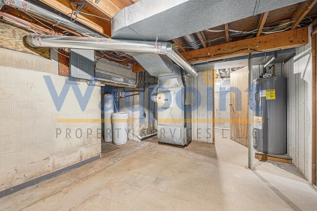 Building Photo - 4340 Brown Rd