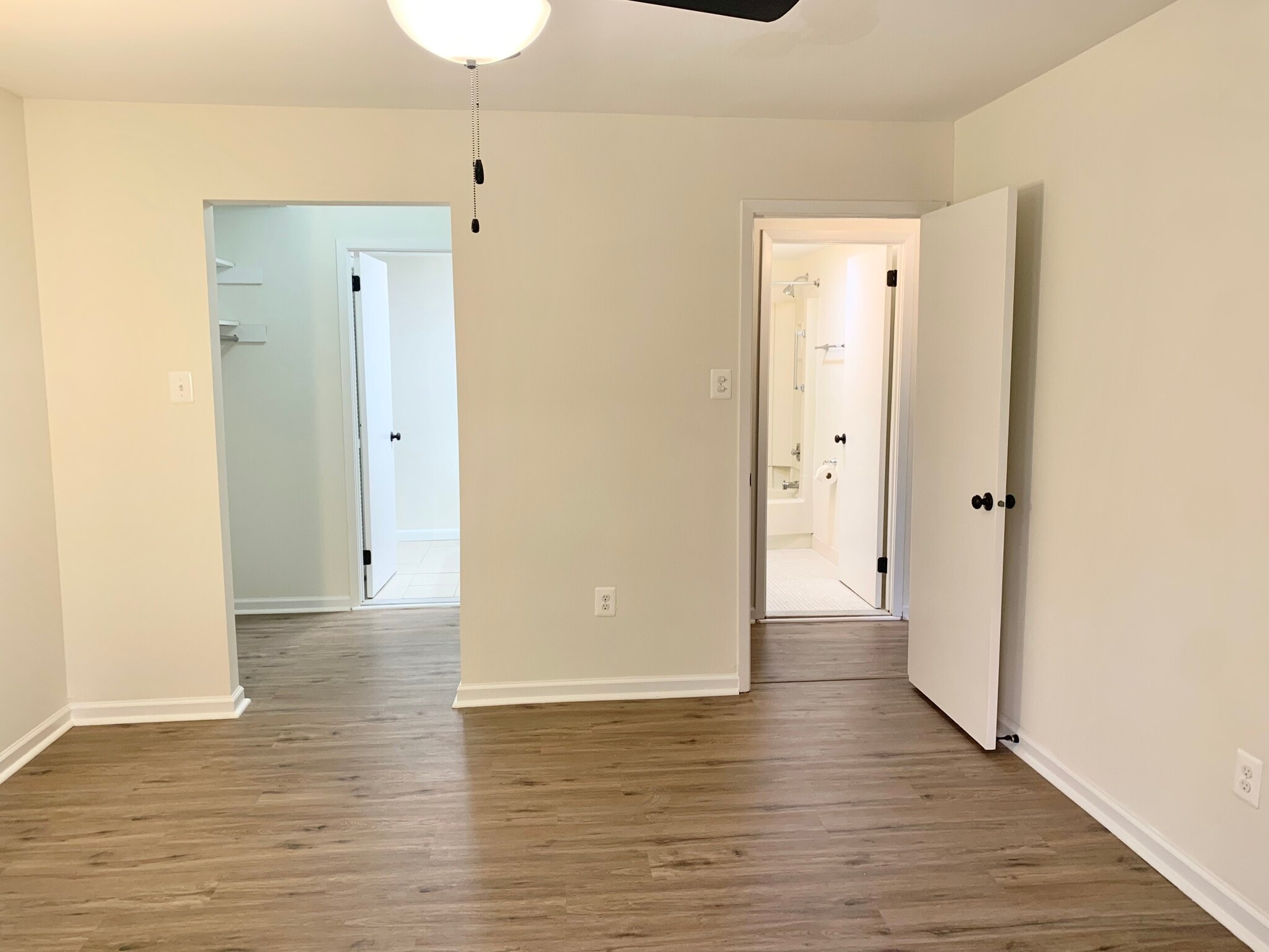 Building Photo - 156 Drummers Ln