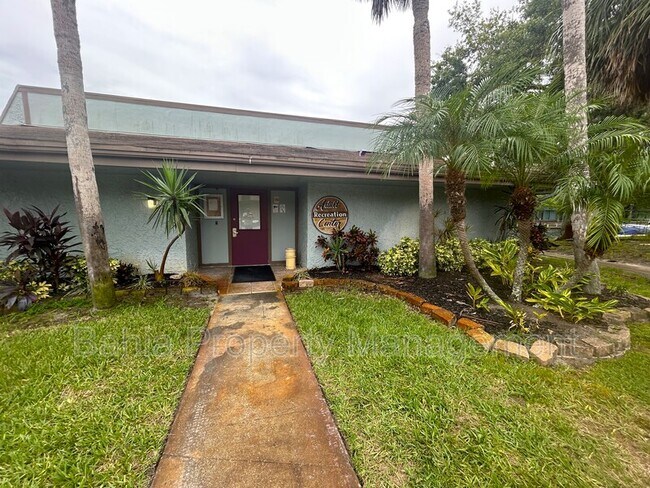 Building Photo - 6308 Newtown Cir