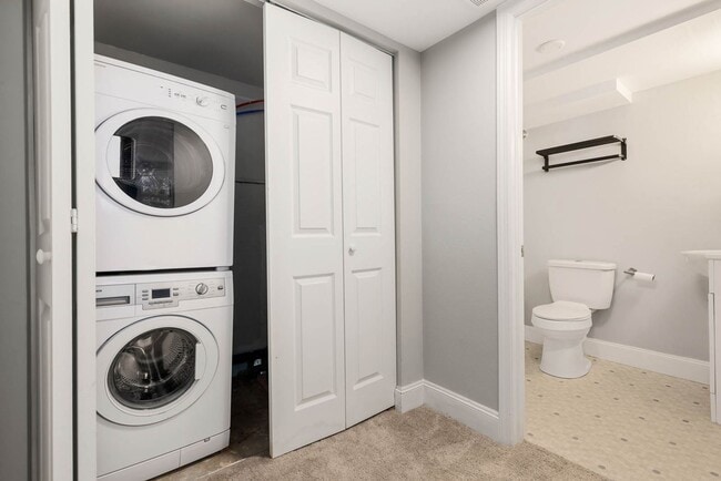 Building Photo - 2340 N 58th St