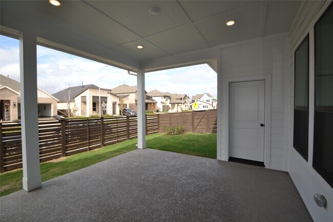 Building Photo - 3207 Kindred Wy