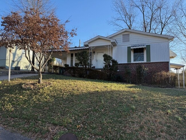 Building Photo - 2008 Brownwood Rd