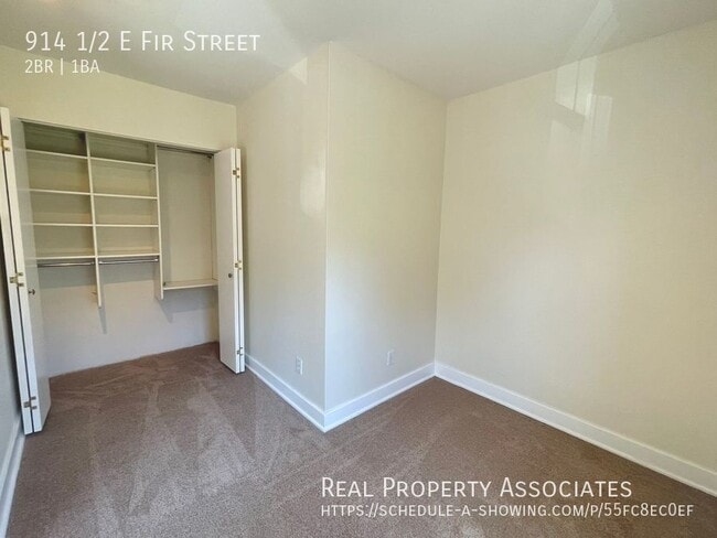Building Photo - 914 1/2 E Fir Street-