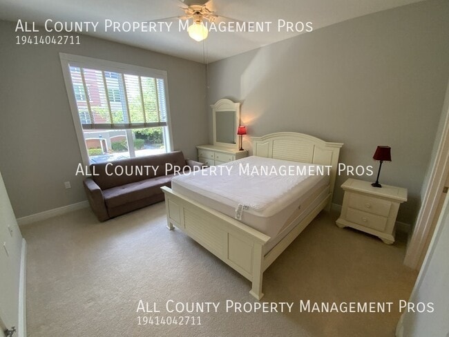 Building Photo - 5207 Manorwood Dr