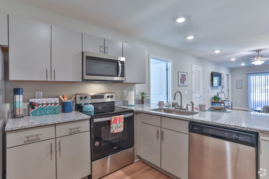 Valley Falls Apartments 742 Upstate Campus Dr Spartanburg SC 29303