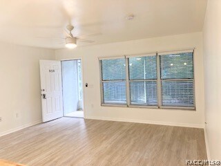 Building Photo - 959 SE Mayo Dr