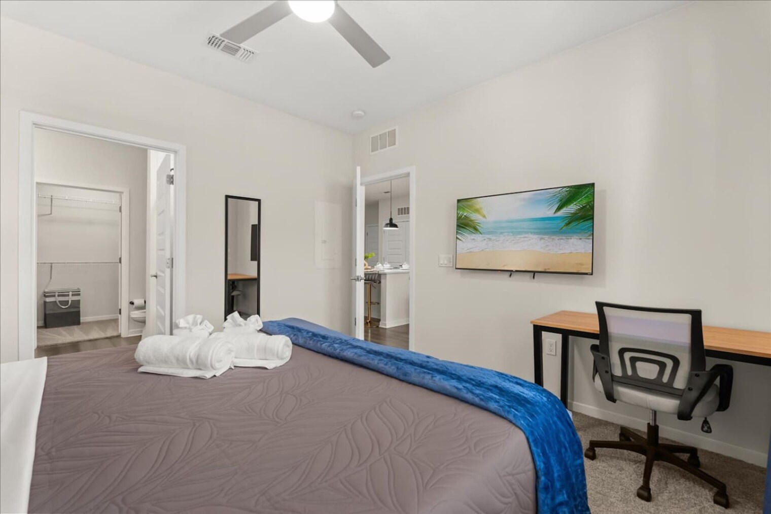 Building Photo - 1231 E Plant St