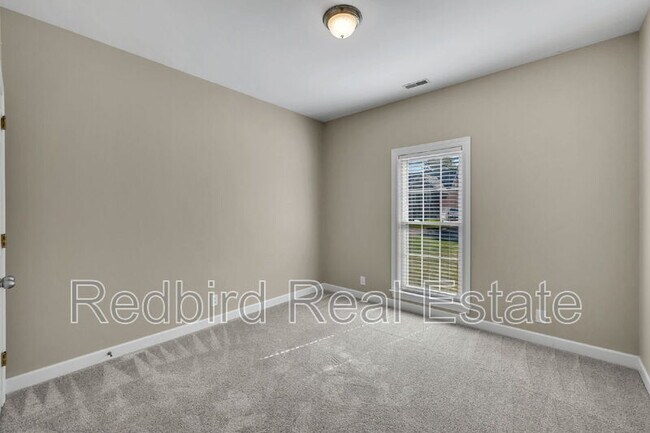 Building Photo - 2794 Warwick Ct