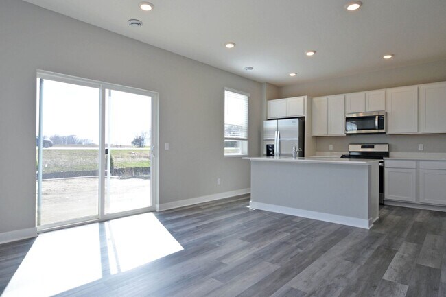 Building Photo - 23465 Ashbury Dr