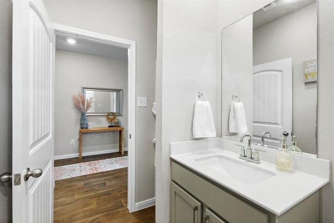 Building Photo - 199 Frostweed Dr