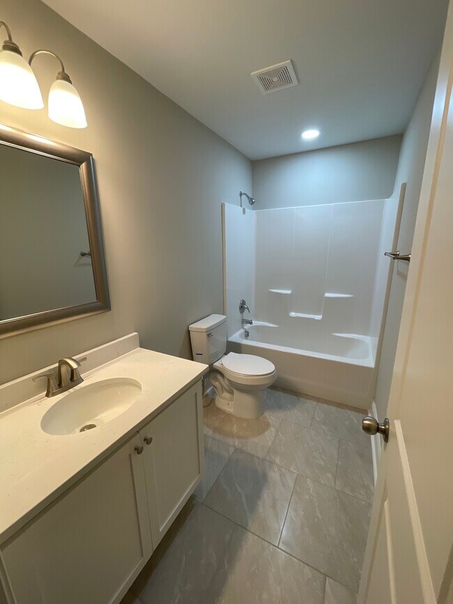 Building Photo - 1351 Virginia Acres