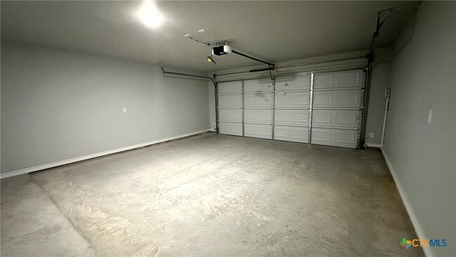 Building Photo - 5202 White Rose Dr