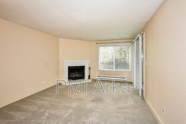 Building Photo - 11309 NE 128th St