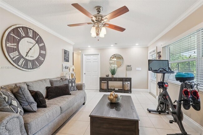 Building Photo - 11573 NW 39th Pl