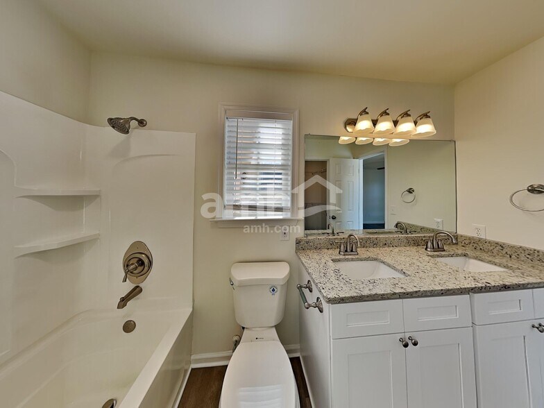 Building Photo - 3588 Bent Trace Dr