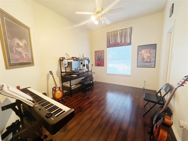 Building Photo - 10361 Balsam Dr