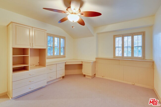 Building Photo - 12219 Octagon St