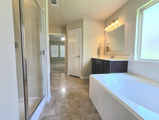 Building Photo - 12525 Canyon Hill Drive