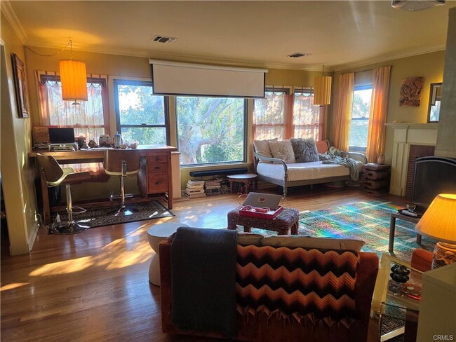 Building Photo - 3654 Roderick Rd